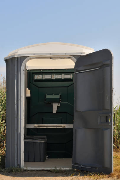 Best Portable restroom trailer rental  in Twentynine Palms, CA